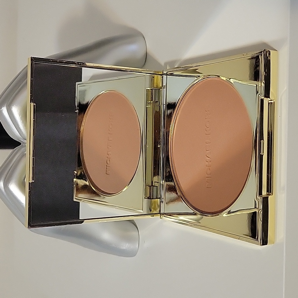Michael Kors Bronze Powder